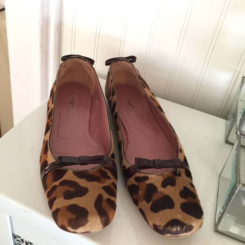 ALAIA PARIS ANIMAL PRINT FLATS- Still Available